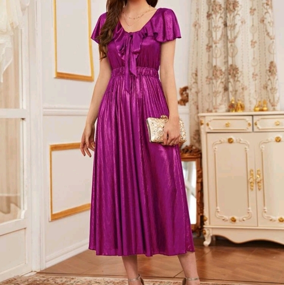 Women's shiny silky dress - Picture 2 of 7